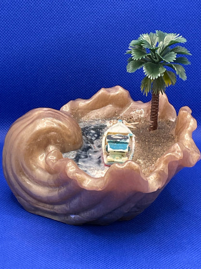 Sea shell with mini beach scene