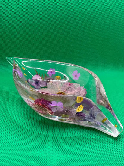 Soap dish with drain spout.