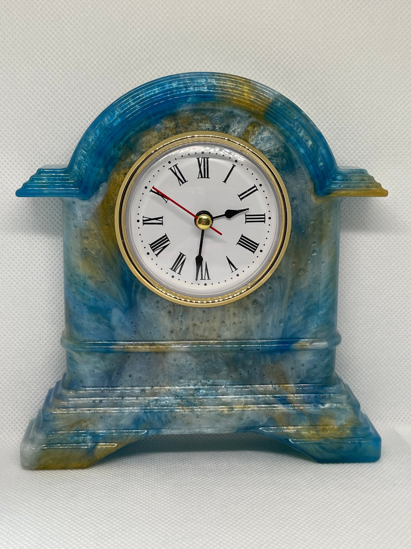 Mantle Clock
