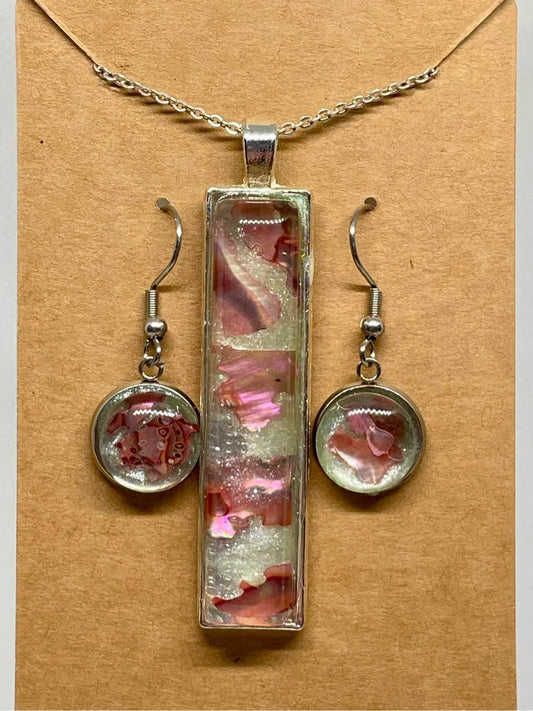 Earrings and pendant set.