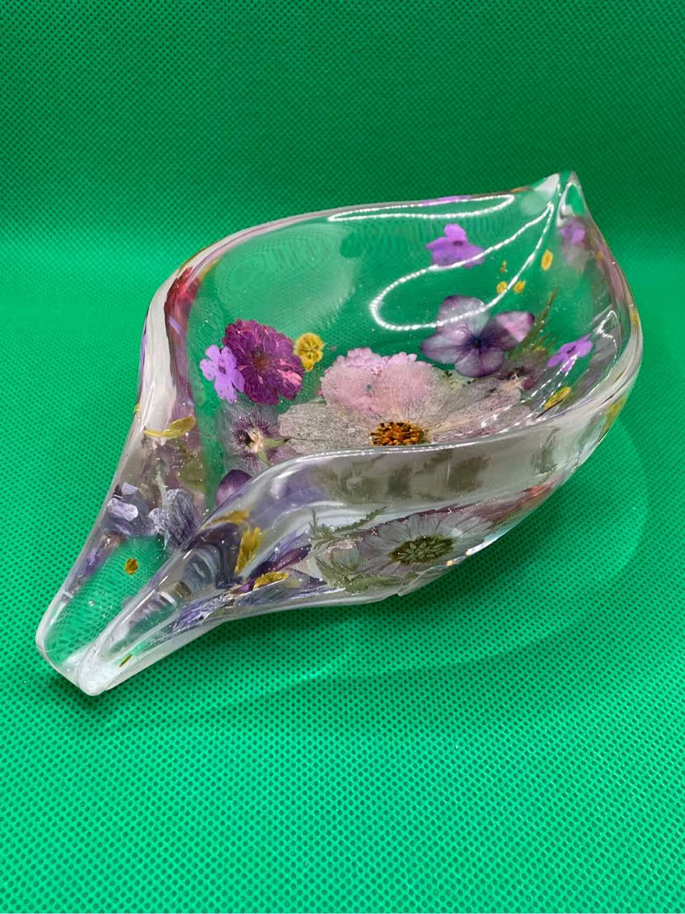 Soap dish with drain spout.